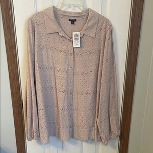 torrid Blush Eyelet Button-Front Long Sleeve Shirt